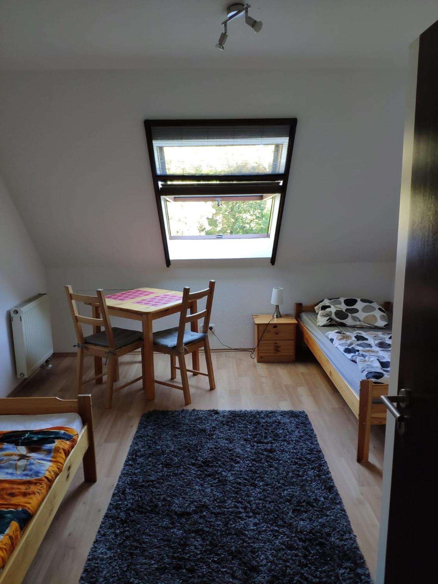 Ferienwohnung Mit 123Qm Fuer 8 Personen Mit Sehr Grossem Garten, Einfache Innen-Ausstattung Lipcse Kültér fotó